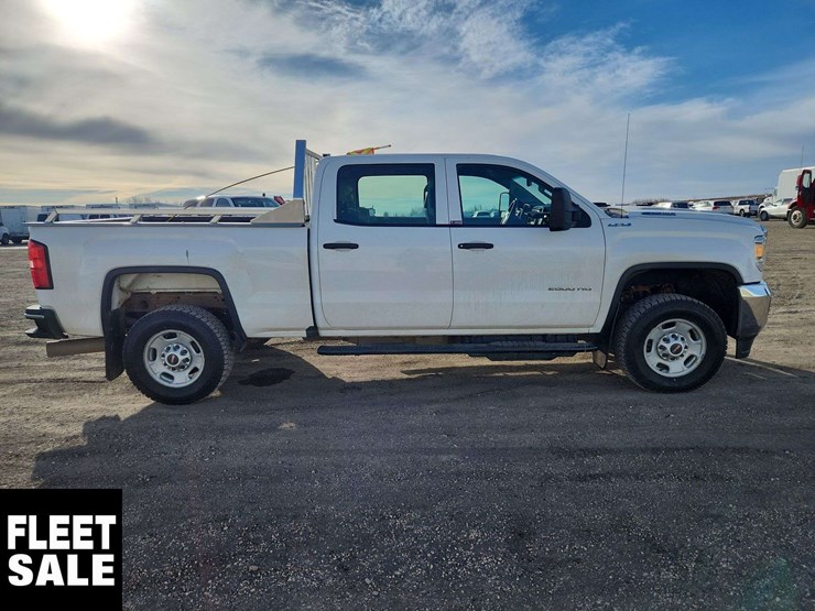 2018-gmc-sierra-2500hd-image-8