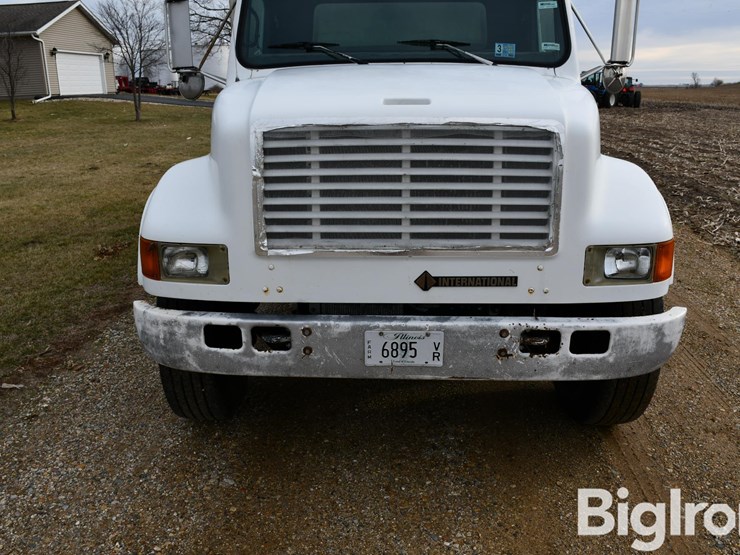 1994-international-4900-image-9