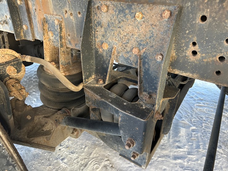 2004-international-7600-image-31