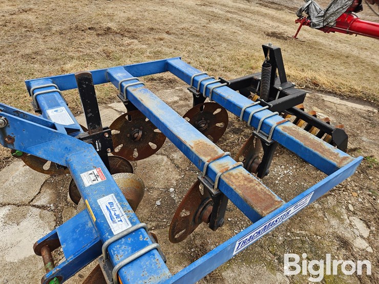 blu-jet-track-master-image-9