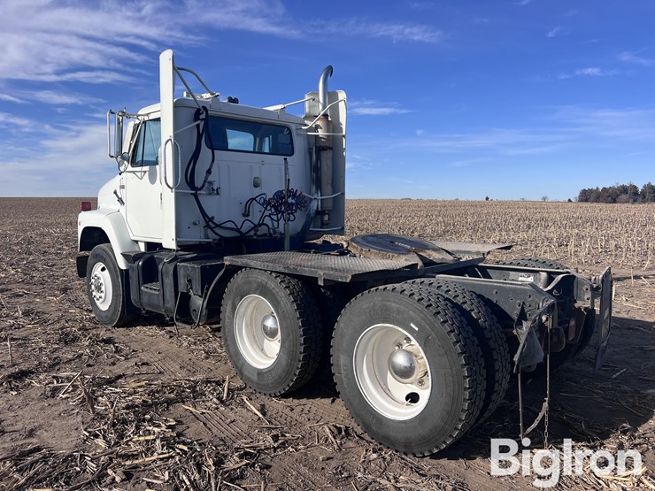 1987-international-f2375-t/a-truck-tractor-image-7