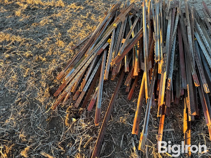 steel-t-posts-image-12