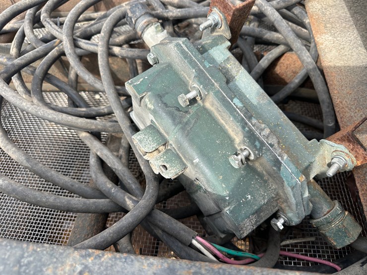 #3546-•-shaker-screen-image-29