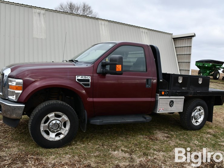 2010-ford-f250-xlt-image-1