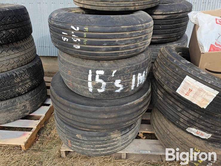 15"-implement-tires-&-tubes-image-6