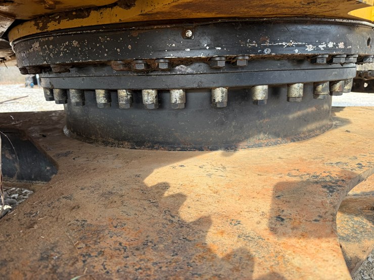 caterpillar-323fl-image-58