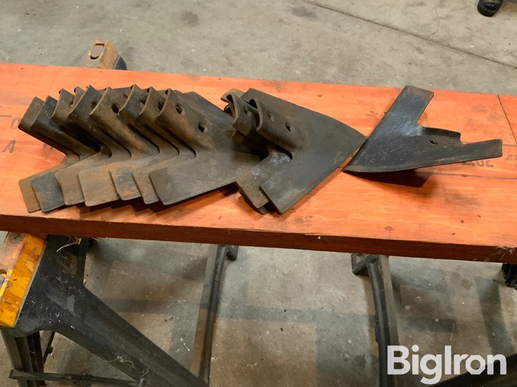 john-deere-cultivator-sweeps-image-4