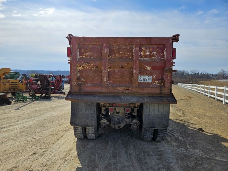 1989-ford-l9000-image-4