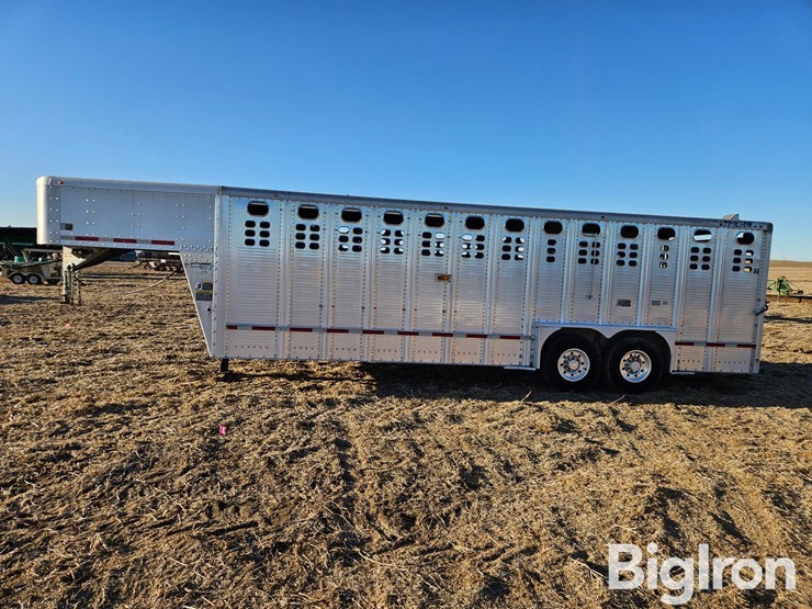 2009-wilson-livestock-trailer-image-6