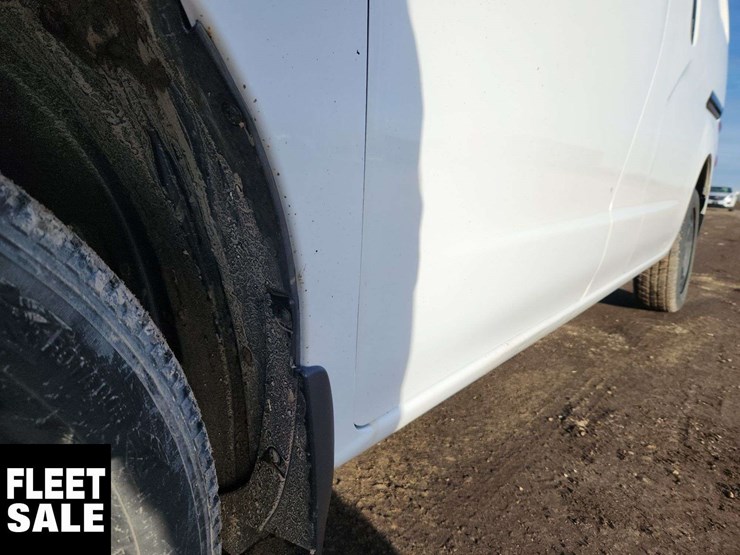 2018-nissan-nv200-image-36