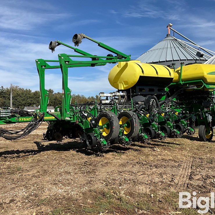 2021 JOHN DEERE 1775NT