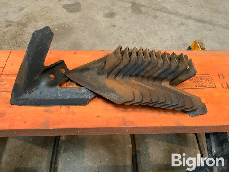 john-deere-cultivator-sweeps-image-8