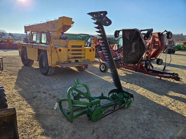 john-deere-350-image-1