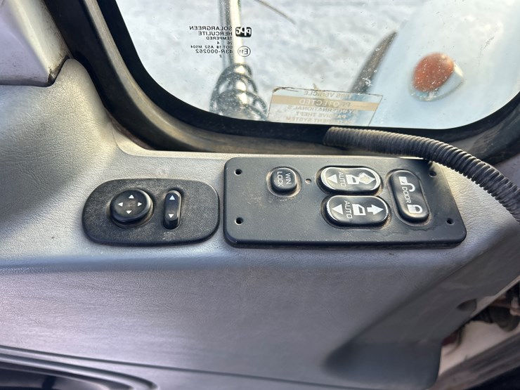 2004-international-7600-image-70