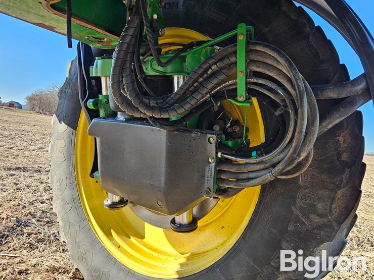 2014-john-deere-r4045-image-17
