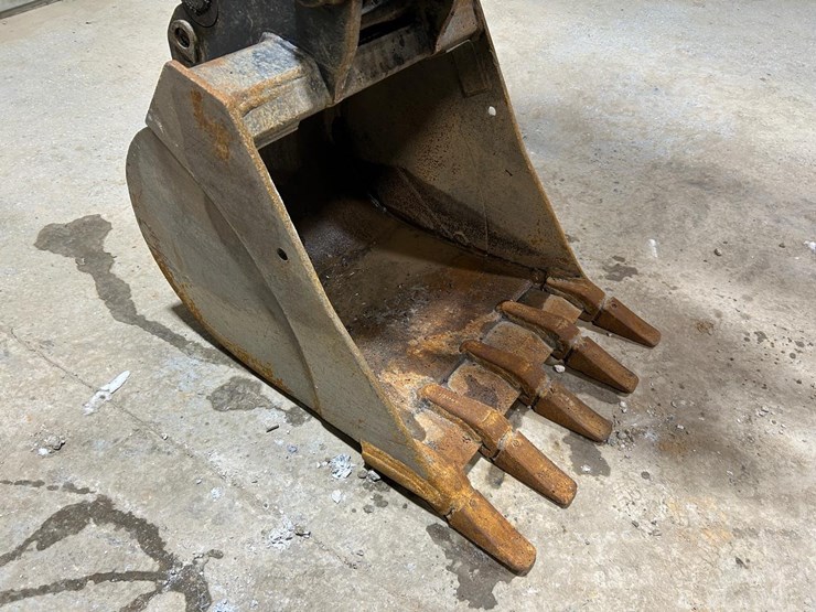 2021-kubota-kx057-4-image-6