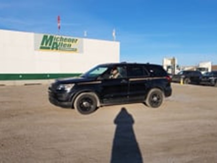 2018-ford-explorer-image-5