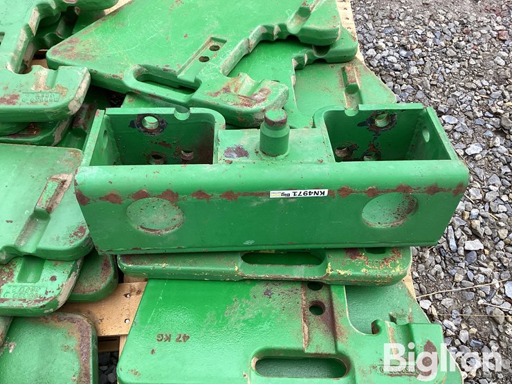 john-deere-r58820d-jdfw25-suitcase-weights-w/bracket-image-14