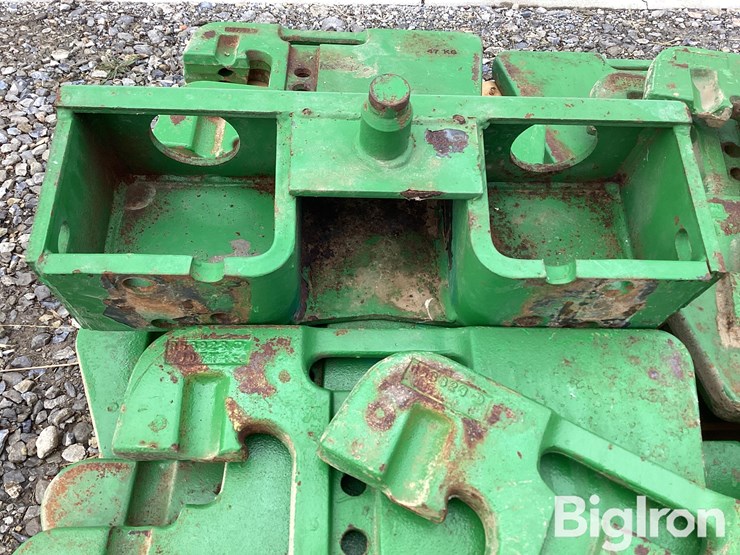 john-deere-r58820d-jdfw25-suitcase-weights-w/bracket-image-16