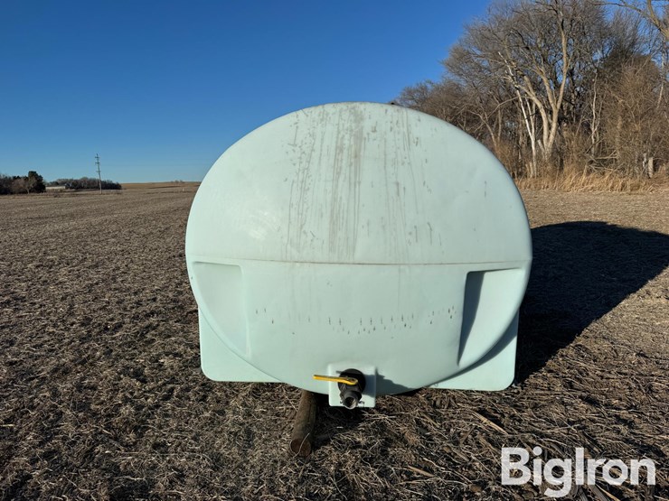 3200-gallon-water-tank-image-2