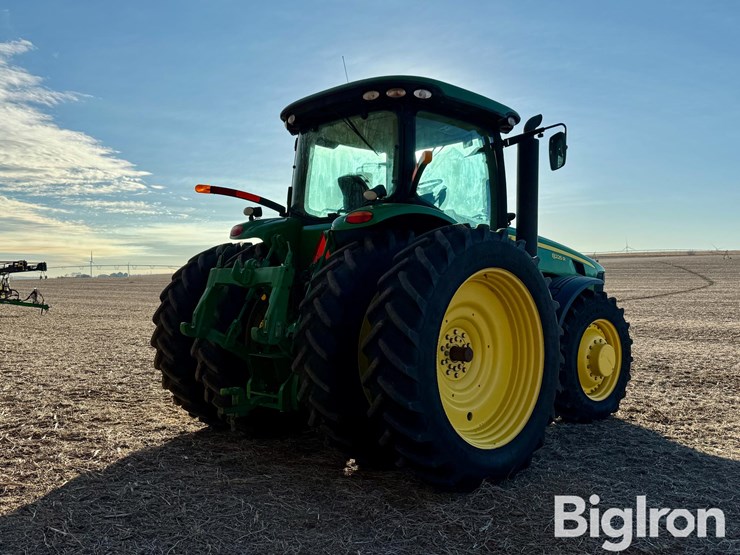 2010-john-deere-8225r-image-5