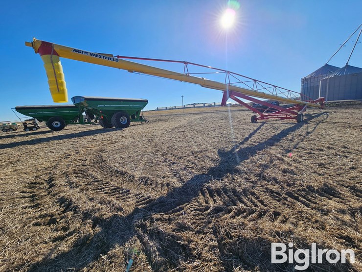 westfield-mkx-13-94-13"x94'-hopper-auger-image-5