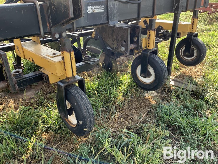 landoll-8r36-folding-cultivator-image-12