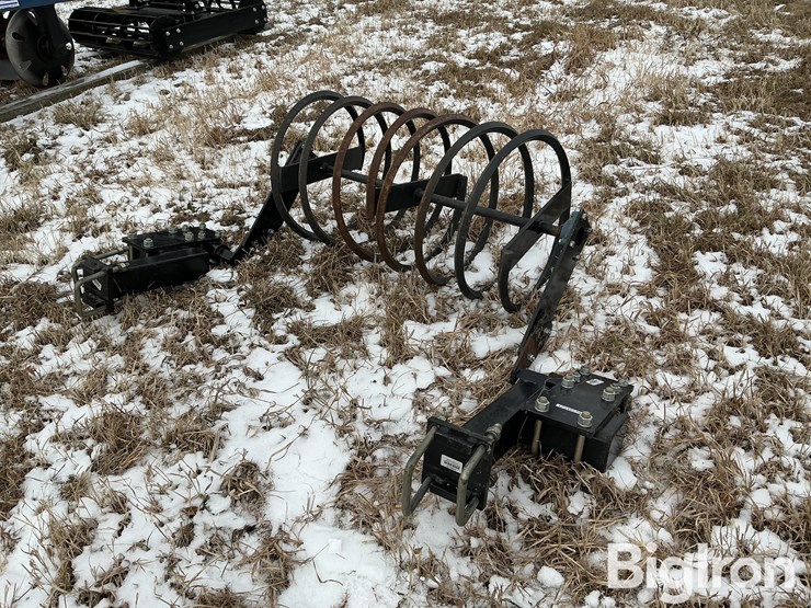 track-closer-rolling-basket-image-1