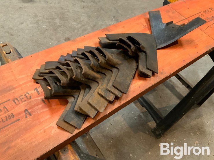 john-deere-cultivator-sweeps-image-5