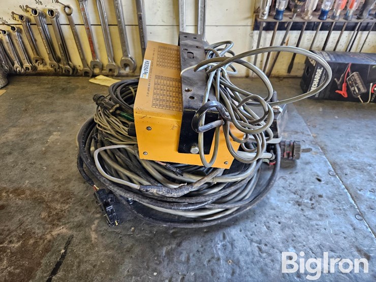 dickey-john-dj63-planter-monitor-image-2