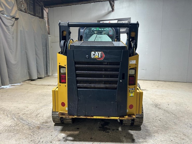 2020-caterpillar-259d3-image-3
