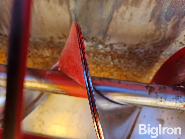 westfield-mkx-13-94-13"x94'-hopper-auger-image-16