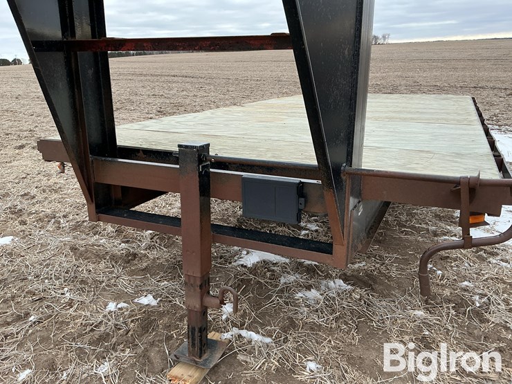 1990-t/a-gooseneck-flatbed-trailer-image-11