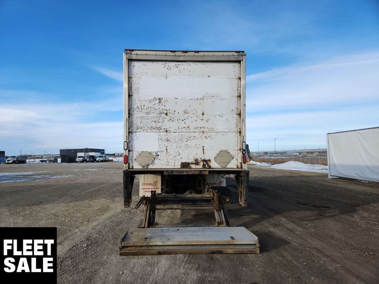 2015-international-durastar-4300-image-23