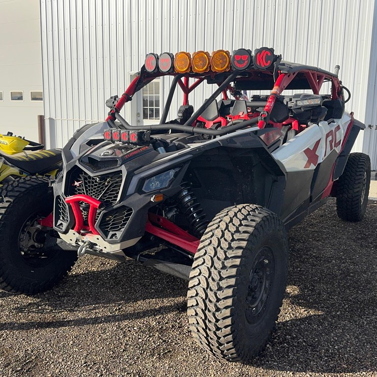 2024 CAN-AM MAVERICK X3