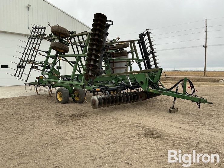 john-deere-726-image-3