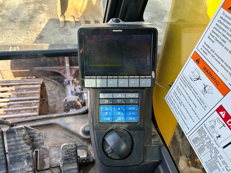 2022-komatsu-pc138us-lc-11-image-29