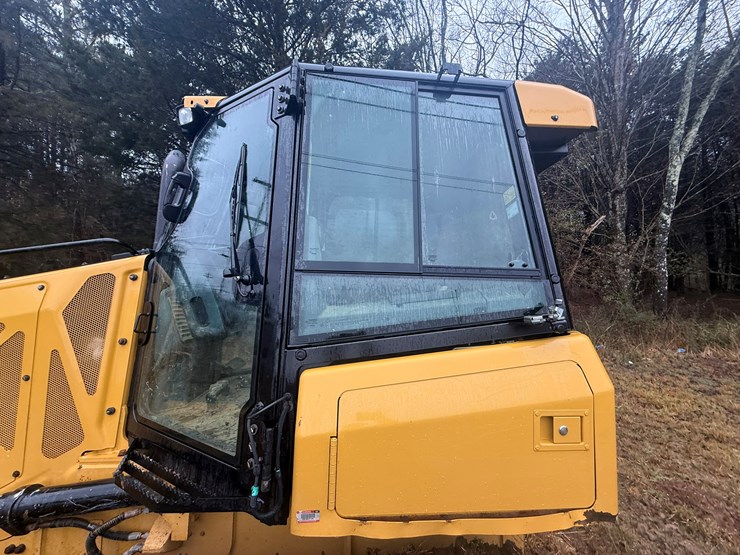 caterpillar-d1-image-33