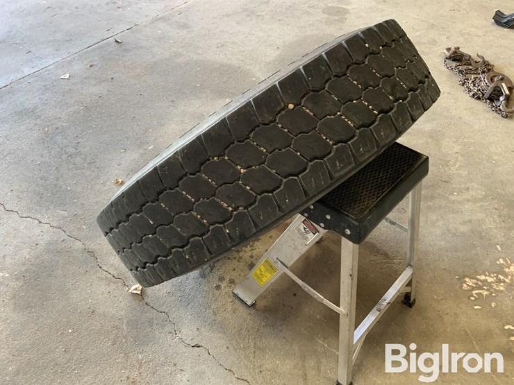 continental-11r22.5-tire-image-7