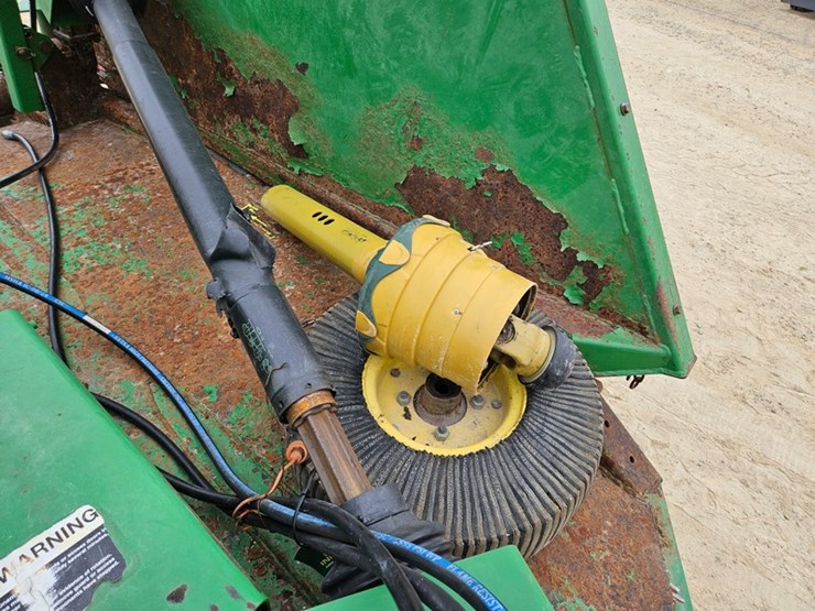 john-deere-hx15-image-12