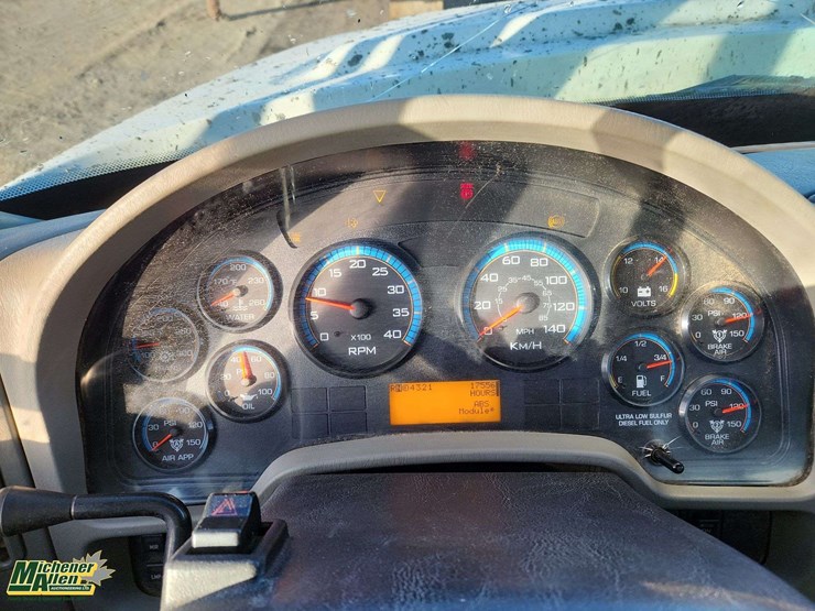 2009-international-workstar-7500-image-9