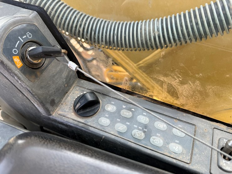 caterpillar-323fl-image-70