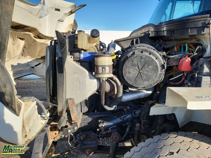 2009-international-workstar-7500-image-43