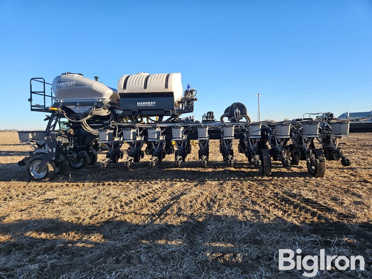 2023-harvest-international-24r30-high-speed-precision-ccs-planter-image-4