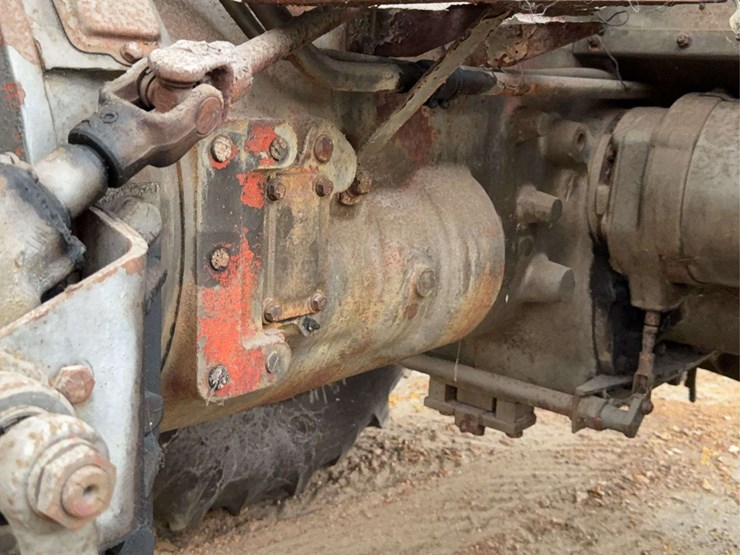 massey-ferguson-95-image-28