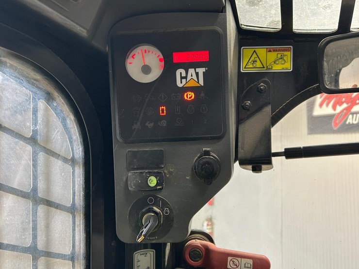 caterpillar-279c2-image-21