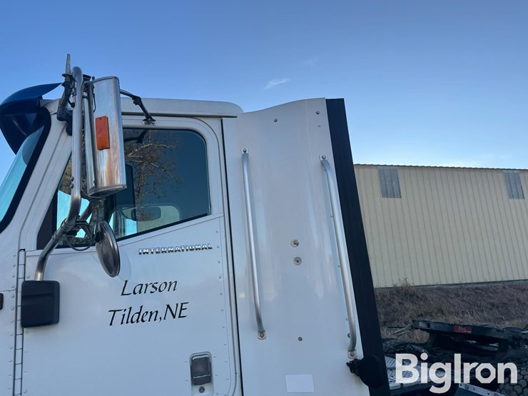 2006-international-9400i-t/a-truck-tractor-image-20