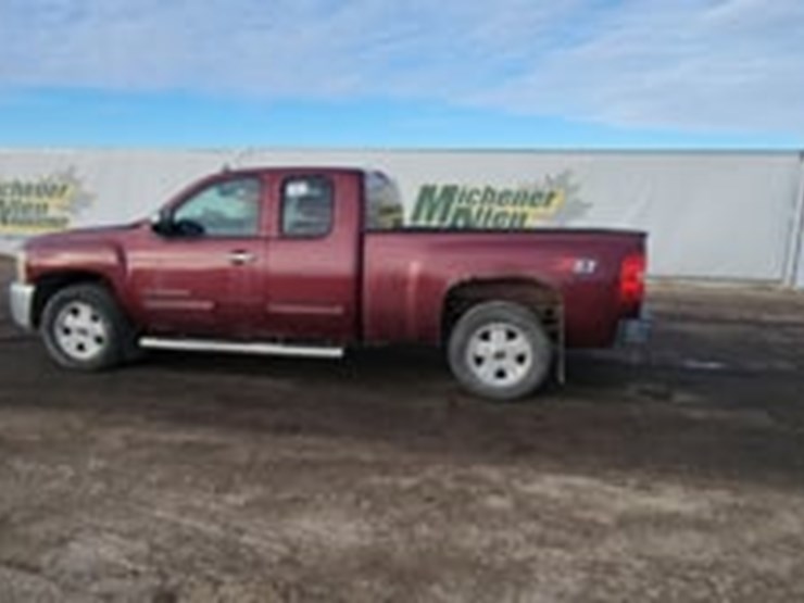 2013-chevrolet-silverado-1500-lt-image-5