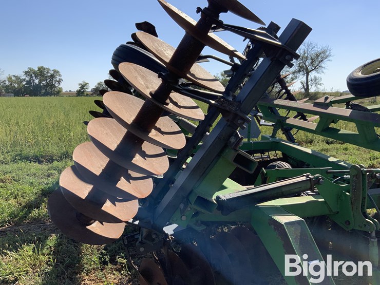 john-deere-630-image-13