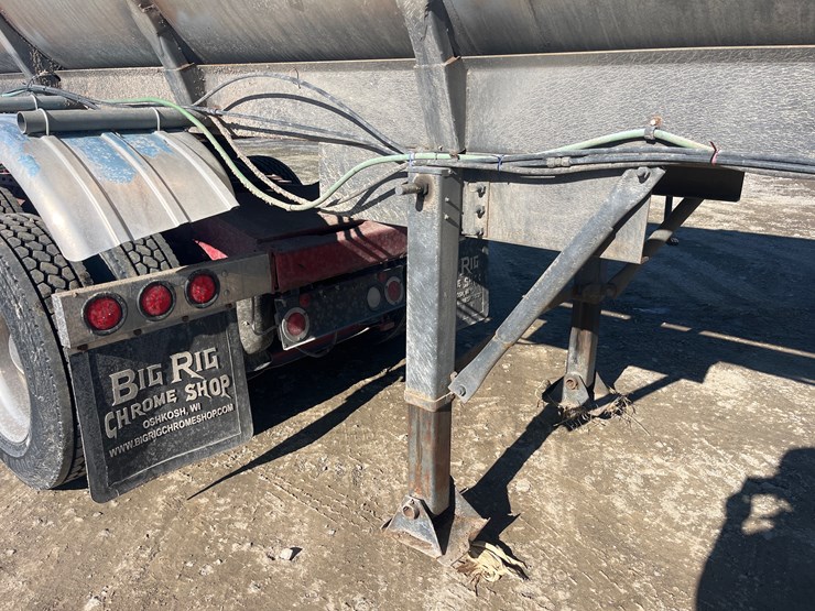 #4861-•-manure-tanker-image-18